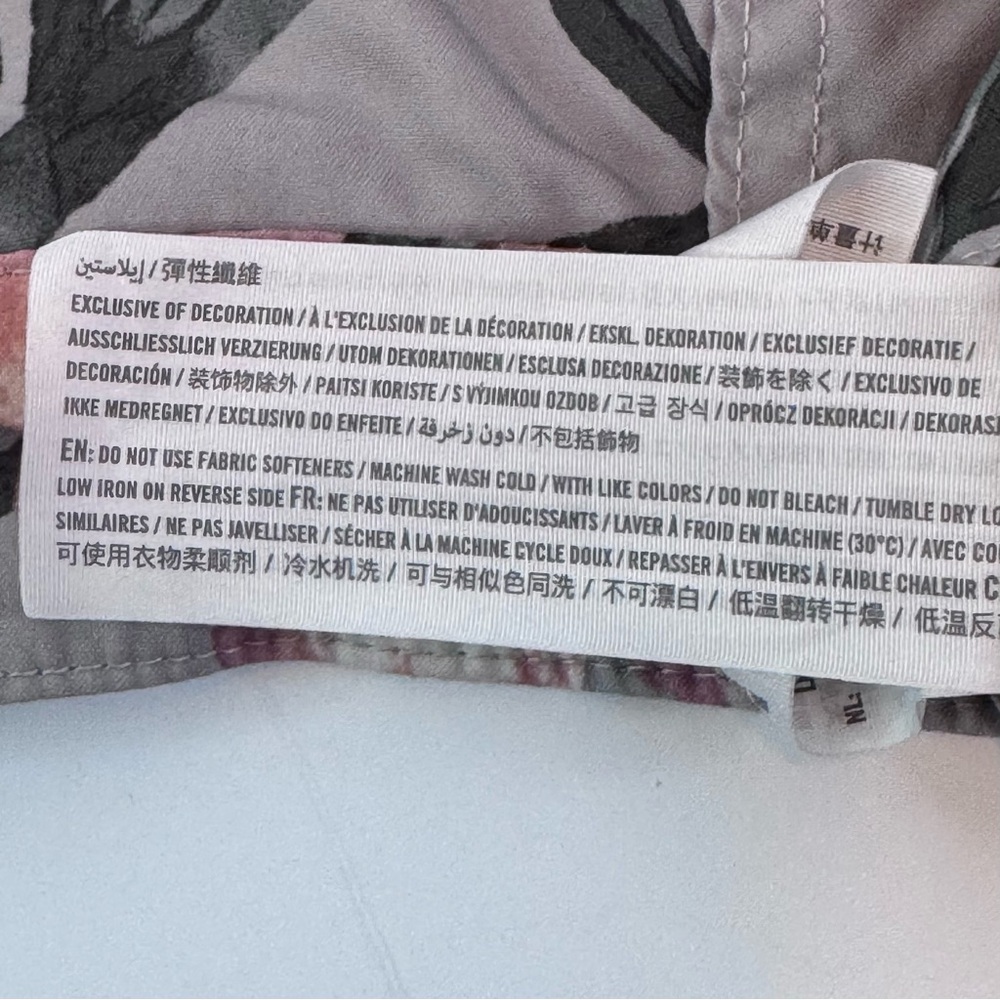 Abercrombie & Fitch Men’s Floral Swim Trunks Board Shorts Gray Pink Blue Size 28 - Picture 14 of 14